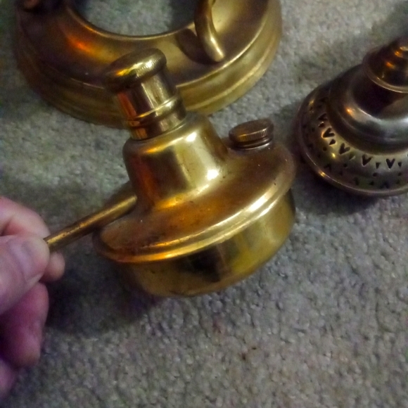 Vintage oil lamps bundle deal 2 - Picture 2 of 9